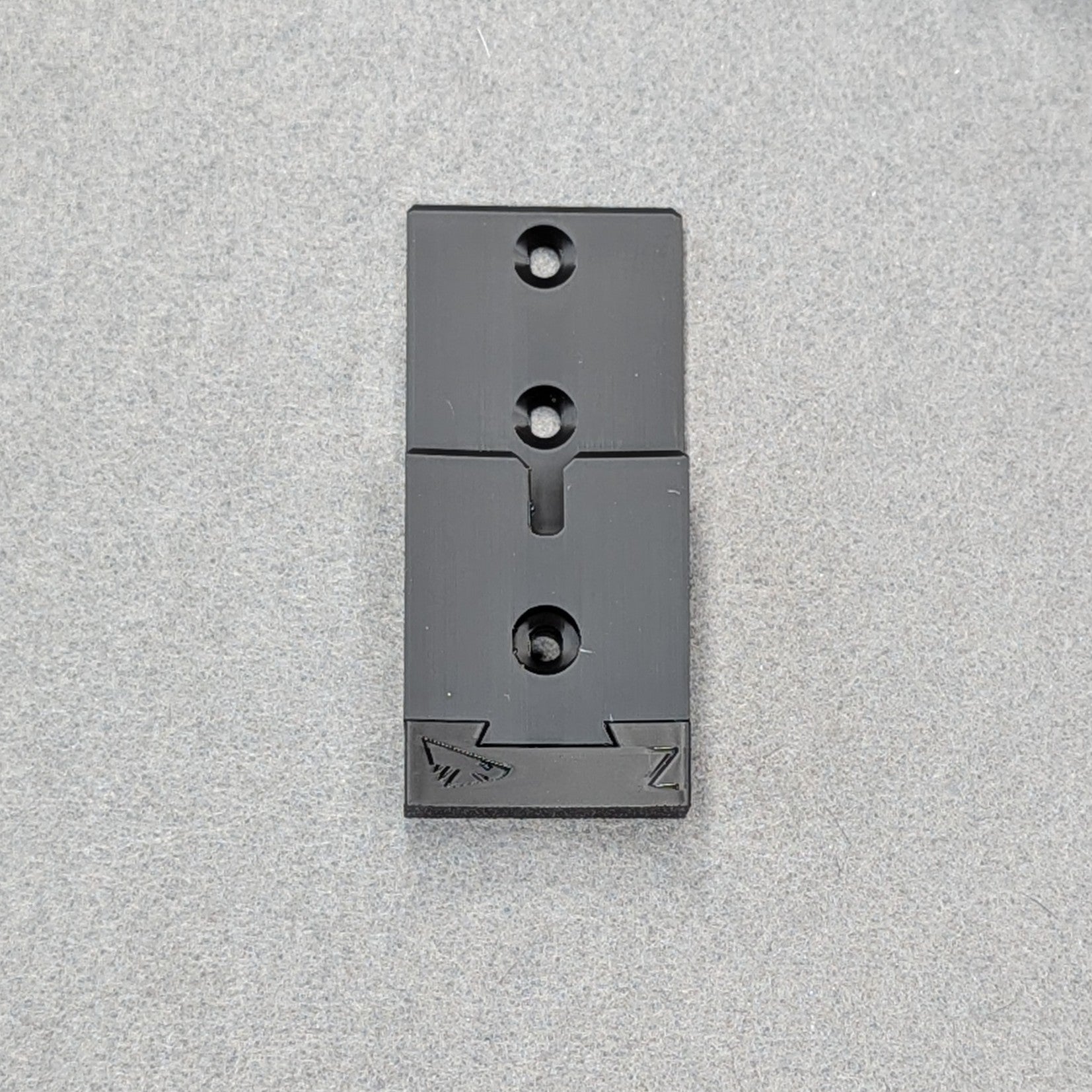 Remora Mounts BV - Shark Vacuum Only Hanger